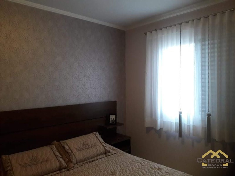 Apartamento à venda com 2 quartos, 75m² - Foto 17