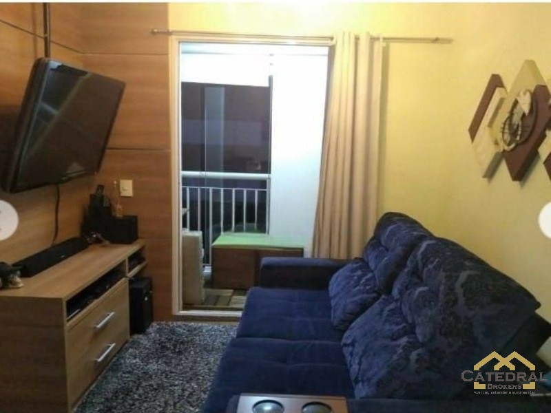 Apartamento à venda com 3 quartos, 61m² - Foto 1