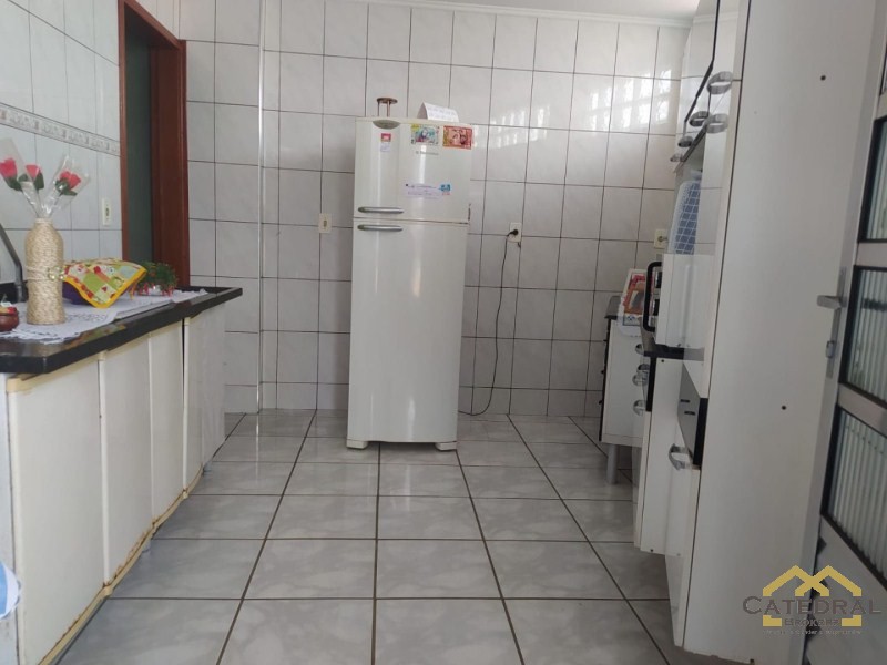 Casa à venda com 3 quartos, 128m² - Foto 11