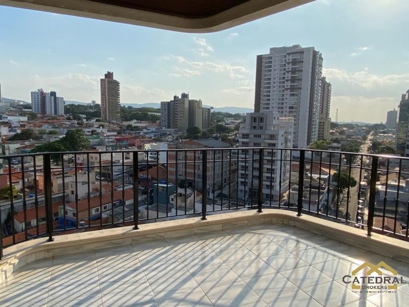 Apartamento à venda com 4 quartos, 357m² - Foto 2