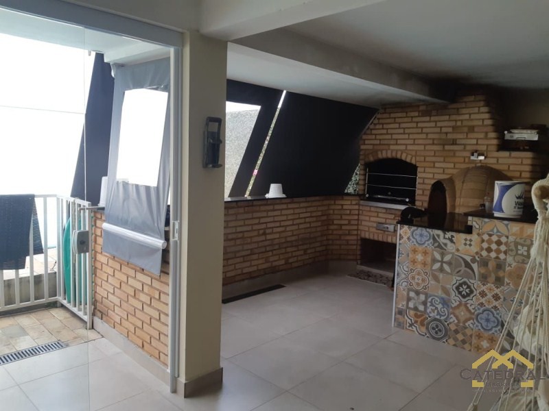 Casa à venda com 3 quartos, 300m² - Foto 12