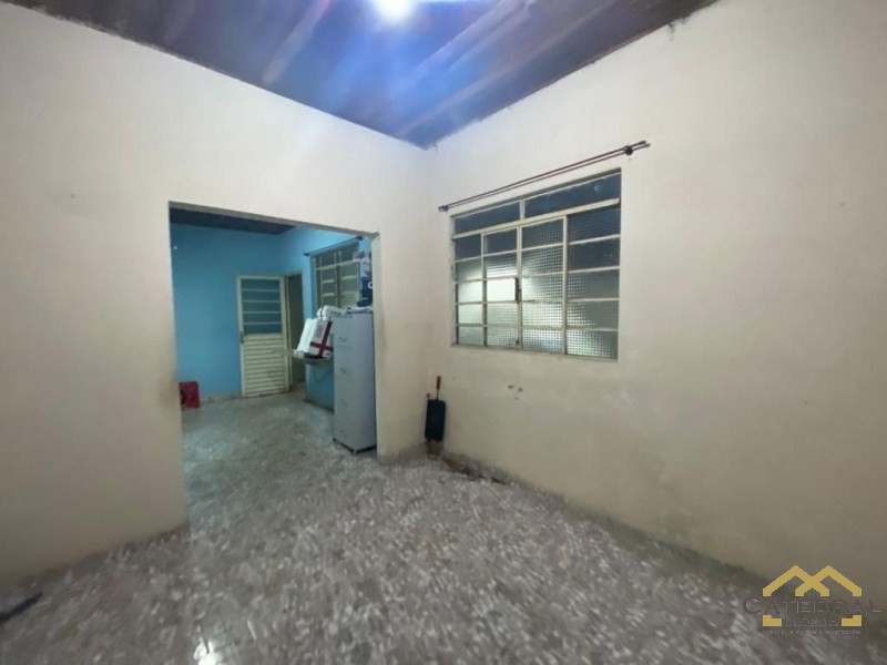 Casa à venda com 3 quartos, 600m² - Foto 26