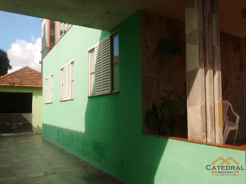 Casa à venda com 5 quartos, 310m² - Foto 8