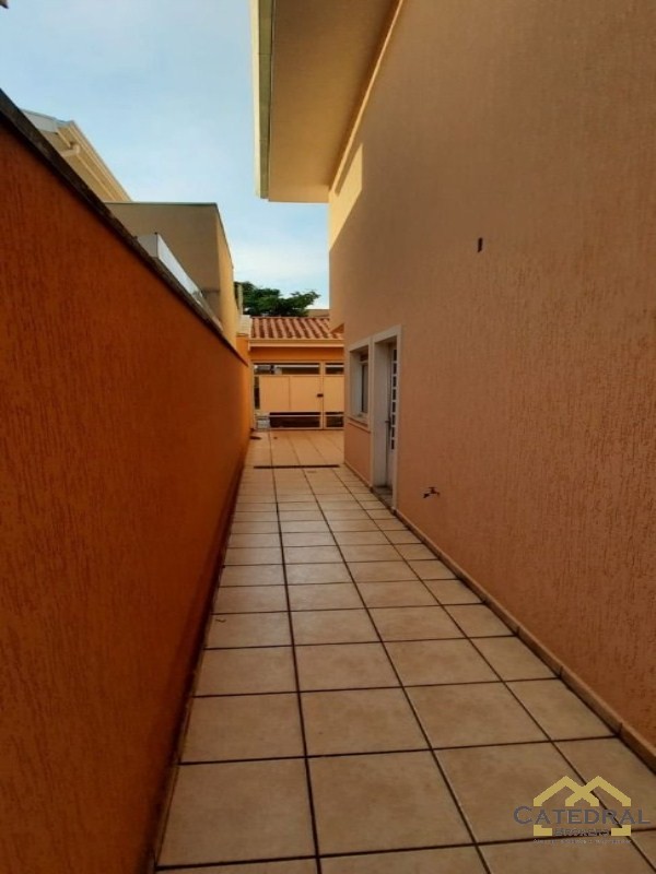 Casa de Condomínio à venda com 3 quartos, 300m² - Foto 13