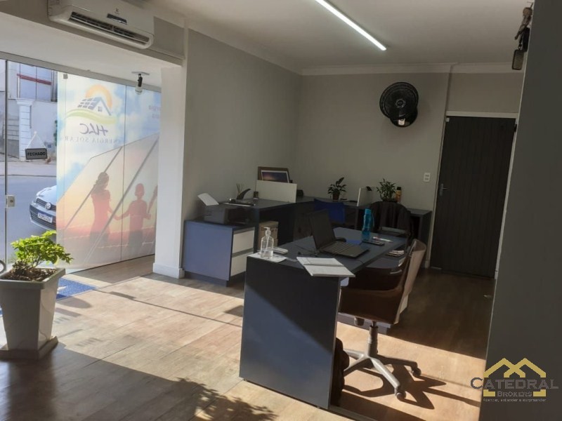 Prédio Inteiro à venda com 1 quarto, 141m² - Foto 1