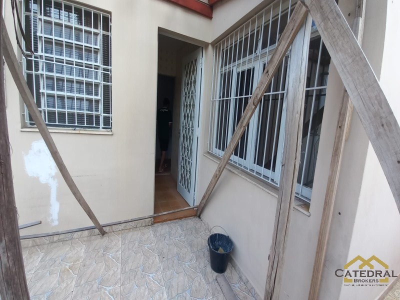 Casa à venda com 2 quartos, 318m² - Foto 20