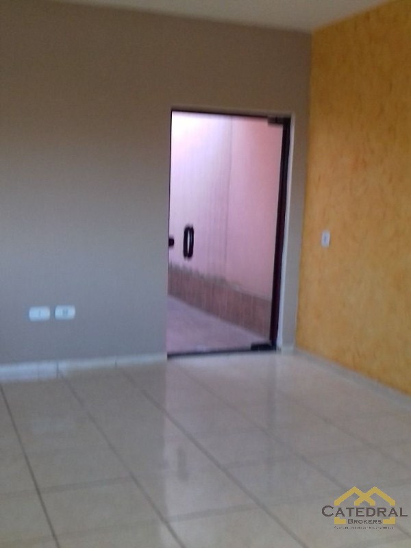 Casa à venda com 3 quartos, 171m² - Foto 2