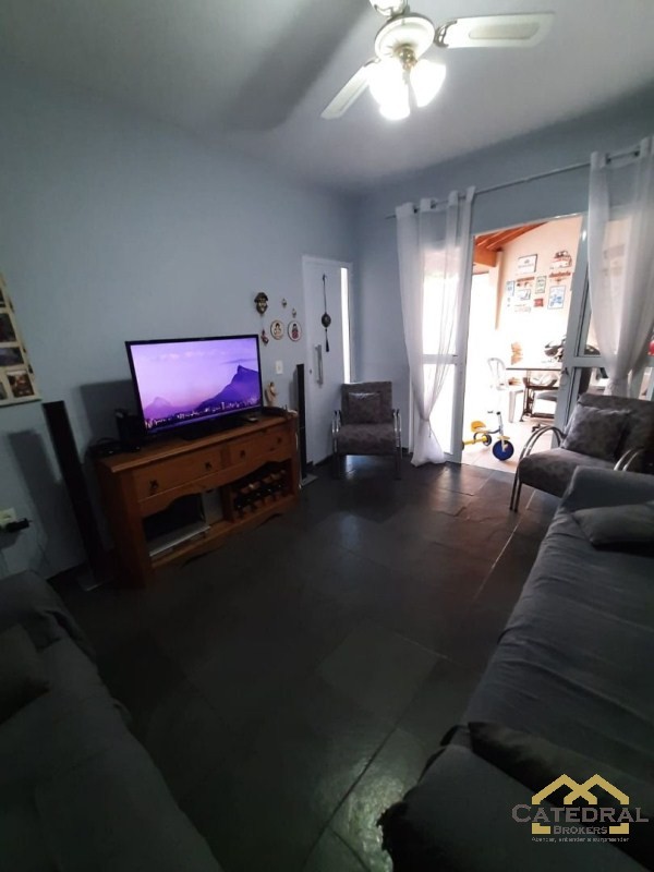 Casa à venda com 3 quartos, 260m² - Foto 6