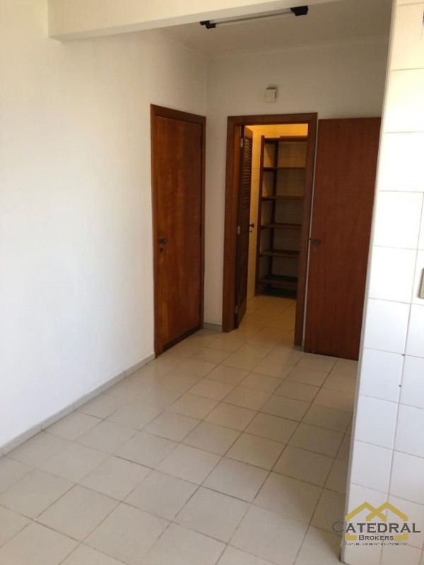 Apartamento à venda com 4 quartos, 358m² - Foto 21