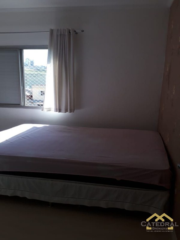 Apartamento à venda com 3 quartos, 77m² - Foto 18