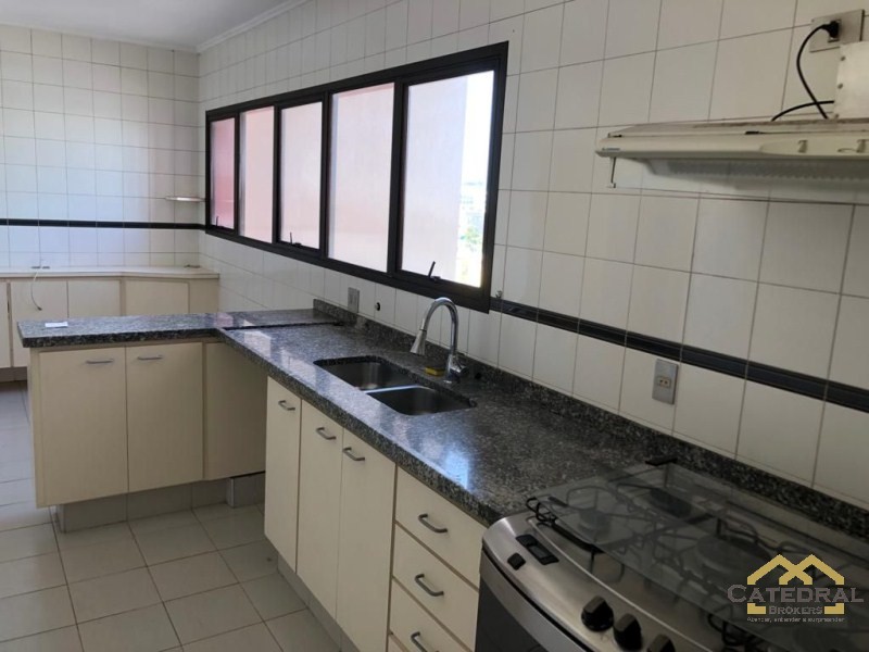 Apartamento à venda com 4 quartos, 358m² - Foto 11