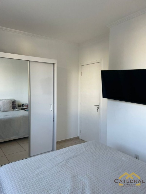 Apartamento à venda com 2 quartos, 52m² - Foto 11