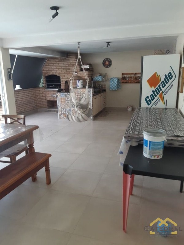 Casa à venda com 3 quartos, 300m² - Foto 11