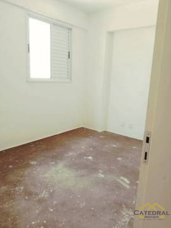 Apartamento à venda com 2 quartos, 155m² - Foto 3