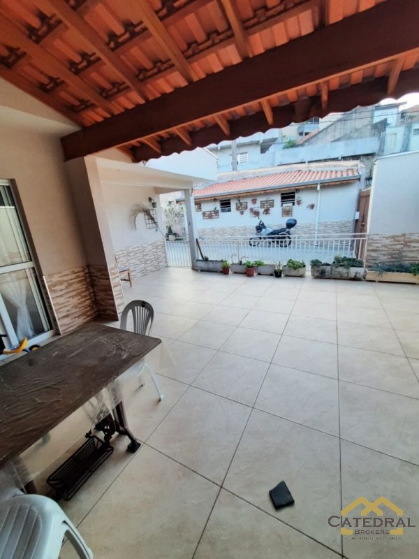 Casa à venda com 3 quartos, 260m² - Foto 4