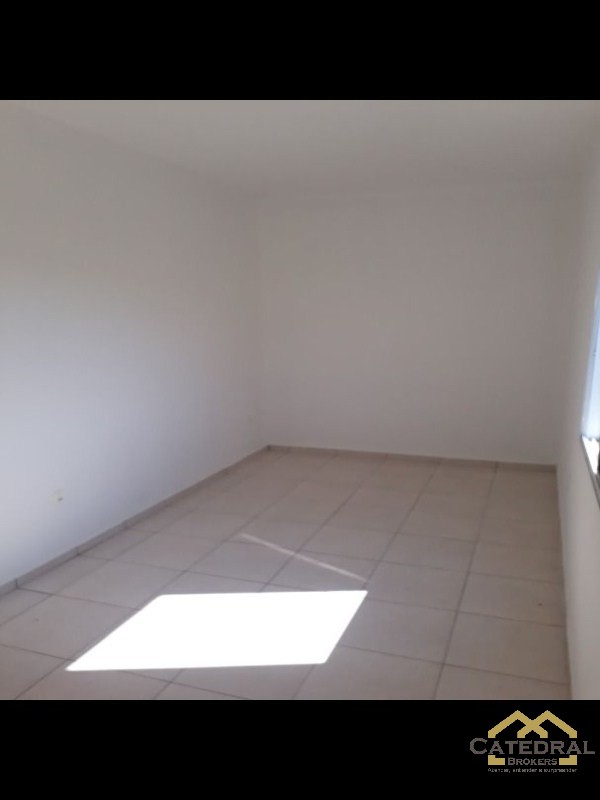 Casa à venda com 4 quartos, 290m² - Foto 8