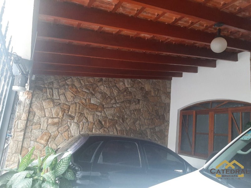 Casa à venda com 3 quartos, 159m² - Foto 2