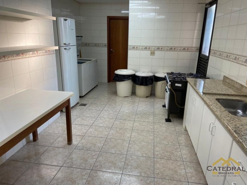 Apartamento à venda com 4 quartos, 288m² - Foto 32