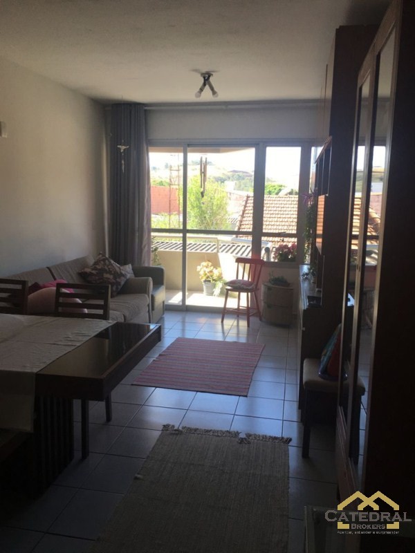 Apartamento à venda com 3 quartos, 110m² - Foto 2