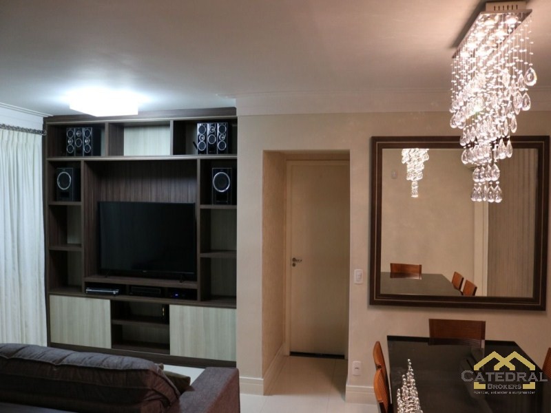 Apartamento à venda com 3 quartos, 127m² - Foto 1