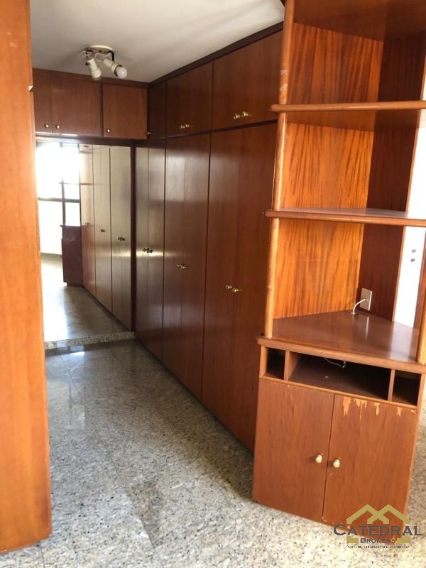 Apartamento à venda com 4 quartos, 358m² - Foto 40