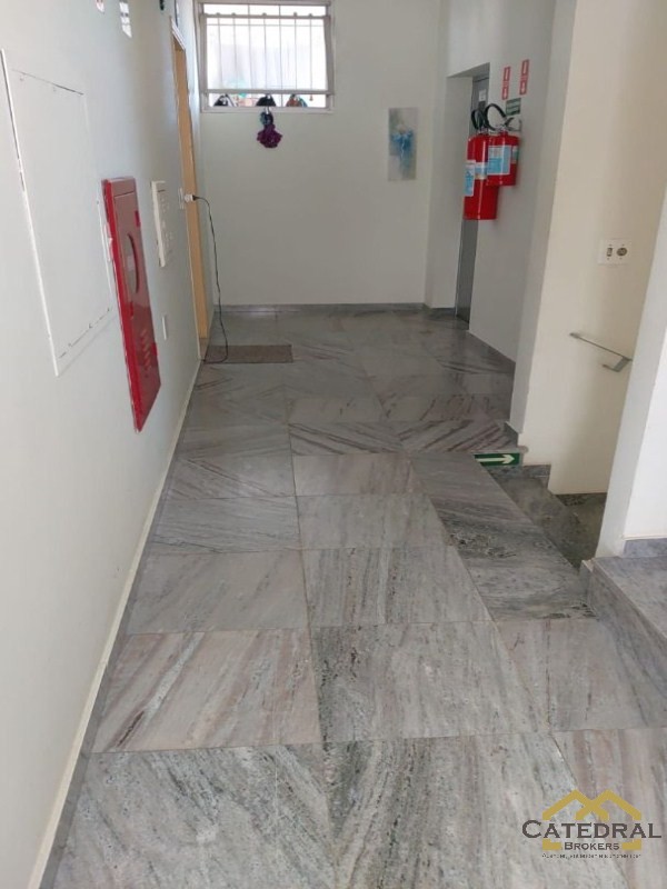 Apartamento à venda com 4 quartos, 200m² - Foto 9