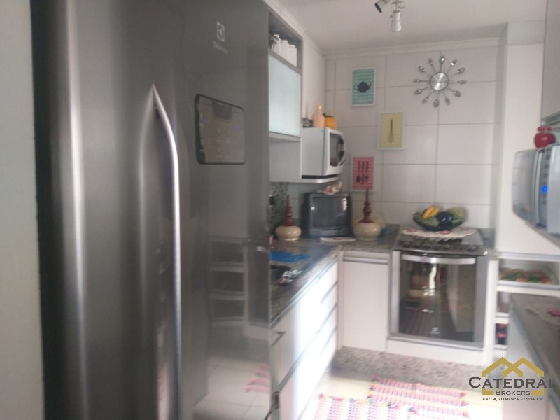 Apartamento à venda com 2 quartos, 80m² - Foto 8