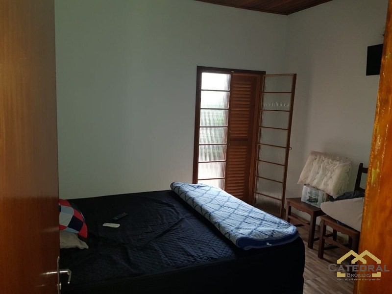 Casa à venda com 3 quartos, 600m² - Foto 13