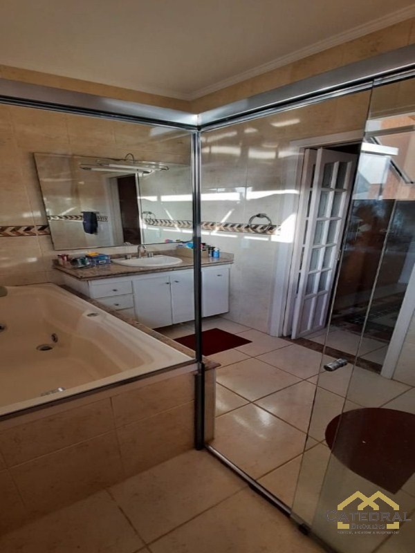 Casa de Condomínio à venda com 3 quartos, 300m² - Foto 24