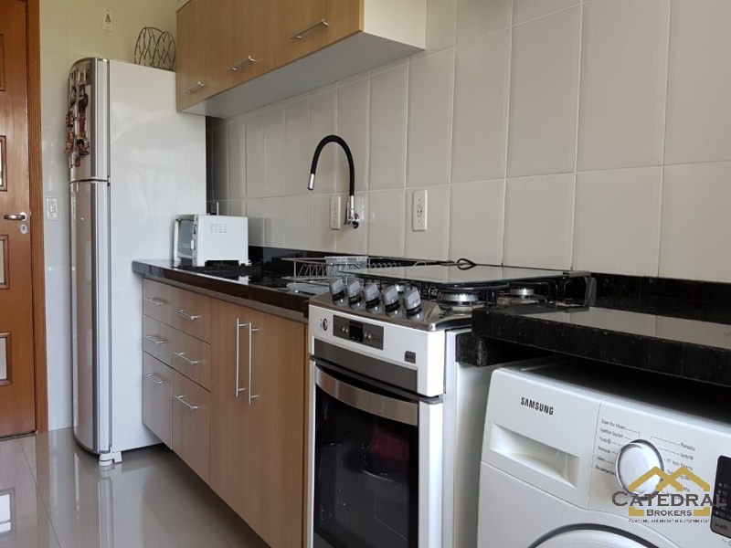 Apartamento à venda com 2 quartos, 66m² - Foto 7