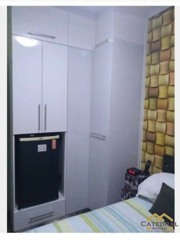 Apartamento à venda com 3 quartos, 61m² - Foto 11