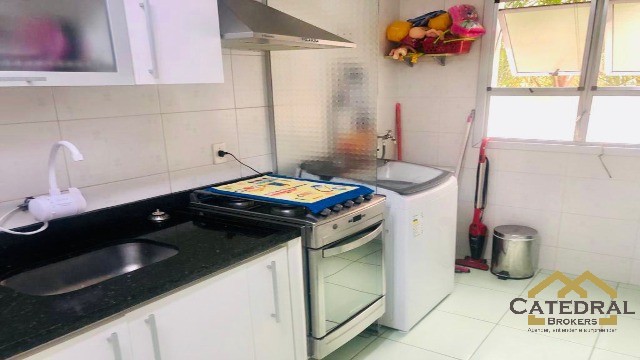 Apartamento à venda com 2 quartos, 66m² - Foto 11