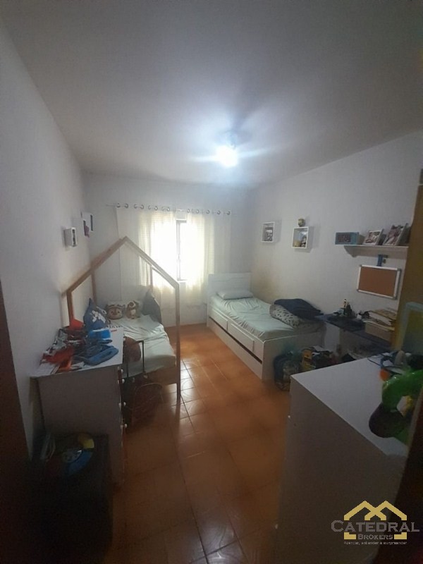 Casa à venda com 4 quartos, 380m² - Foto 7