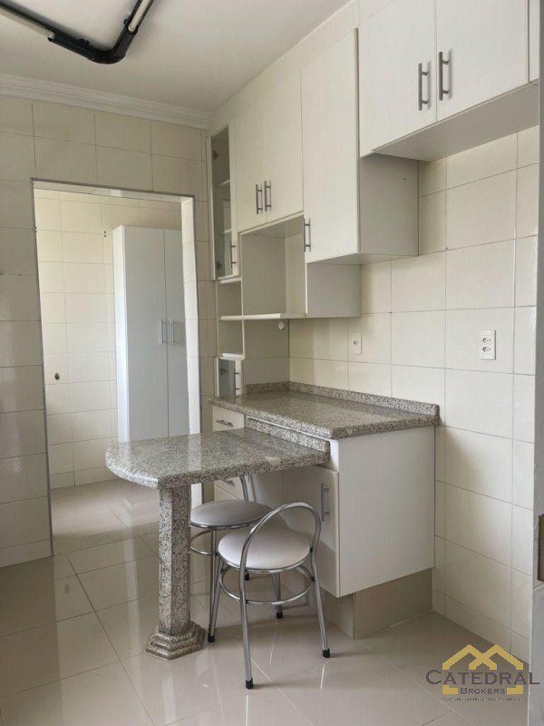 Apartamento à venda com 3 quartos, 101m² - Foto 9