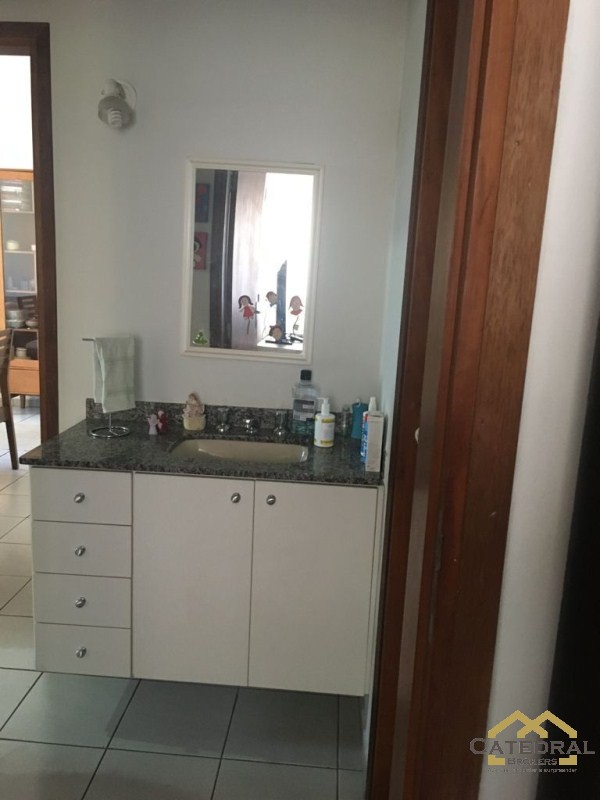 Apartamento à venda com 3 quartos, 110m² - Foto 17