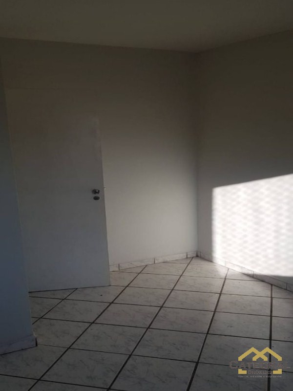 Apartamento à venda com 2 quartos, 61m² - Foto 6