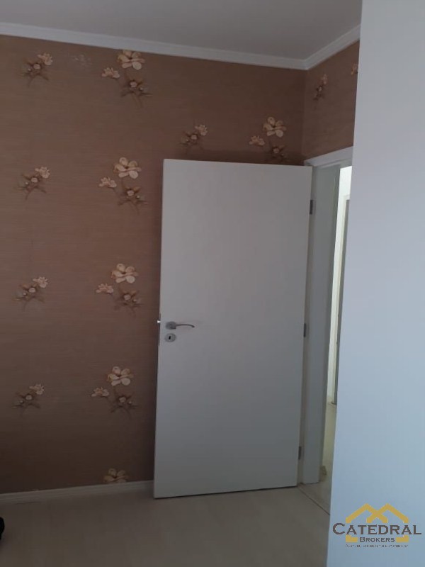 Apartamento à venda com 3 quartos, 77m² - Foto 12