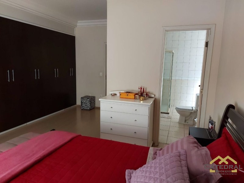 Casa à venda com 3 quartos, 500m² - Foto 6