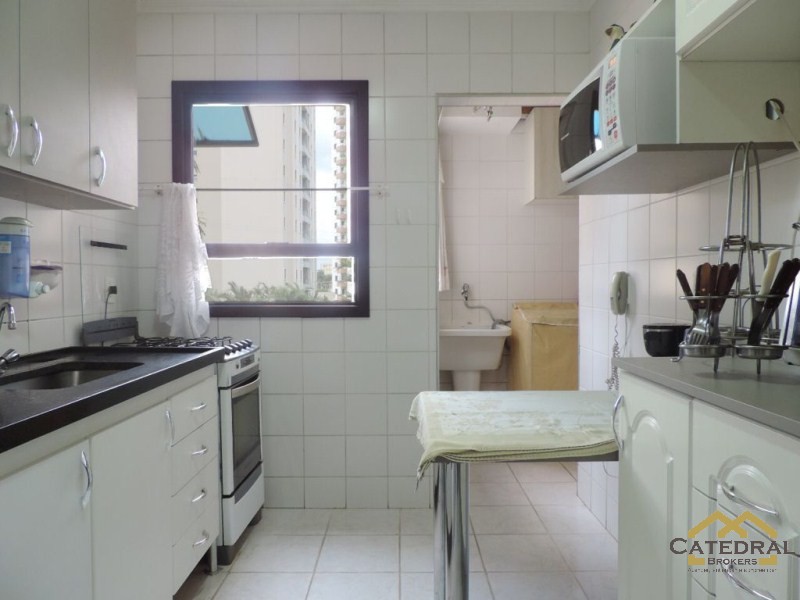 Apartamento à venda com 3 quartos, 83m² - Foto 17