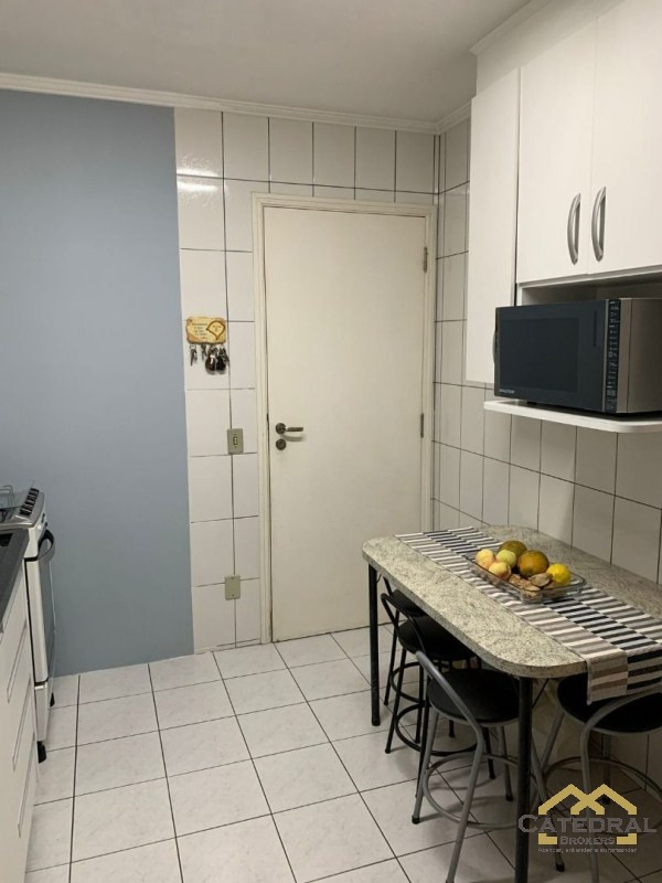 Apartamento à venda com 3 quartos, 80m² - Foto 16