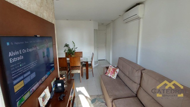 Apartamento à venda com 2 quartos, 66m² - Foto 4