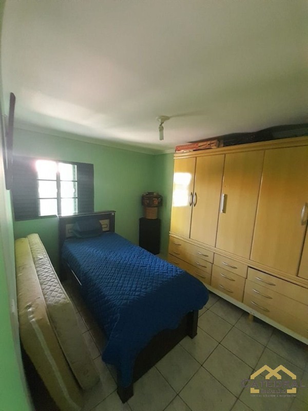 Casa à venda com 4 quartos, 250m² - Foto 14