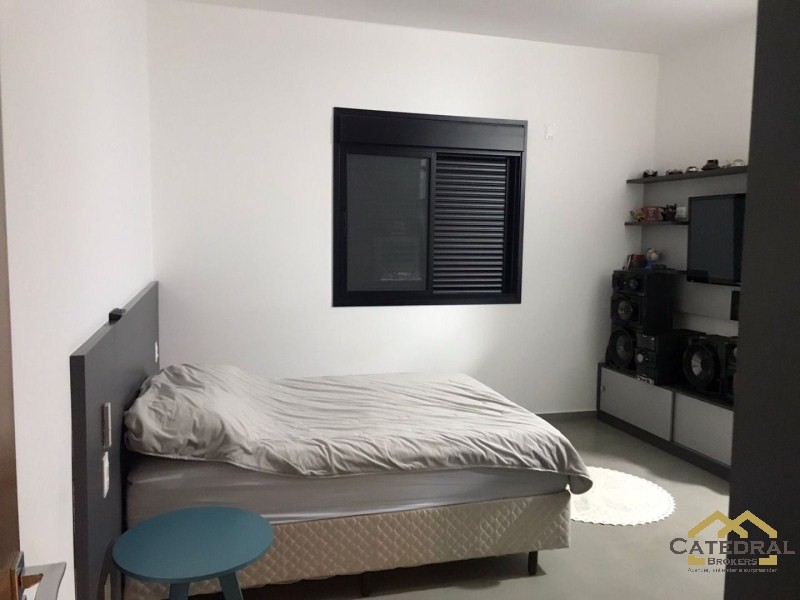 Casa de Condomínio à venda com 2 quartos, 250m² - Foto 28