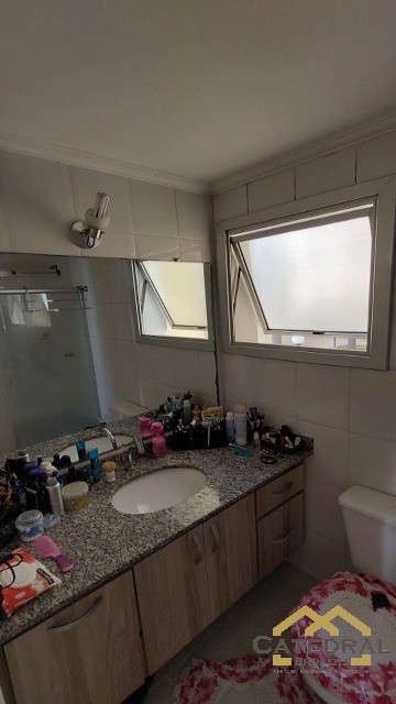 Apartamento à venda com 2 quartos, 66m² - Foto 10