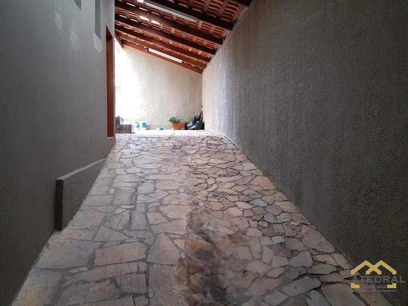 Casa à venda com 3 quartos, 600m² - Foto 28