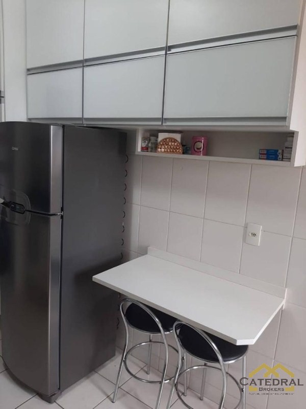 Apartamento à venda com 2 quartos, 75m² - Foto 15