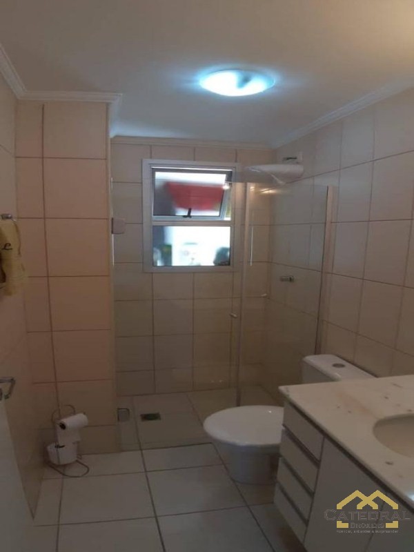 Apartamento à venda com 2 quartos, 75m² - Foto 27