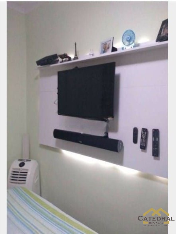 Apartamento à venda com 3 quartos, 61m² - Foto 9