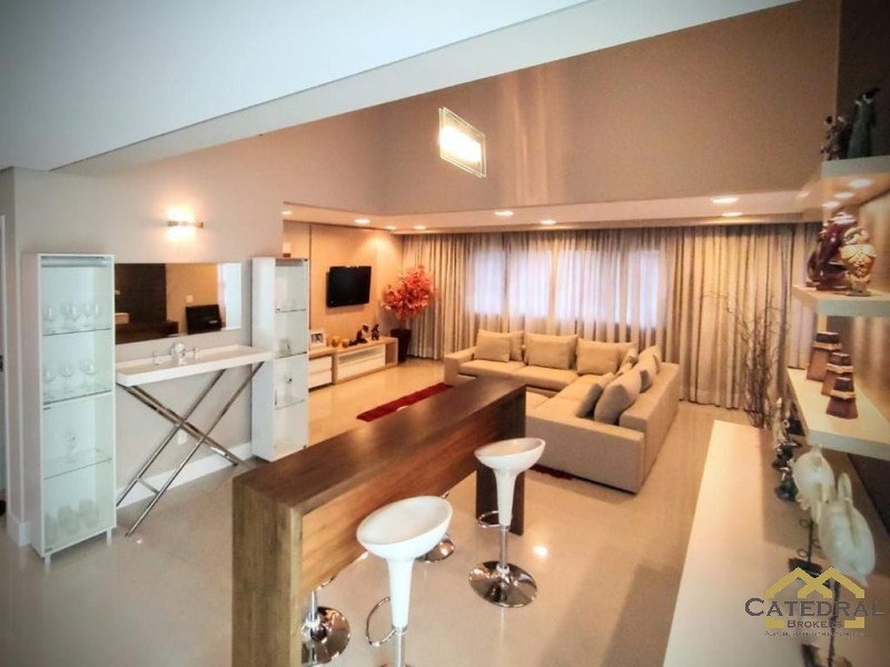 Casa à venda com 4 quartos, 500m² - Foto 11