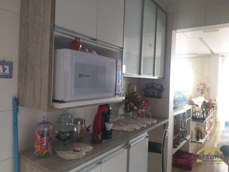 Apartamento à venda com 2 quartos, 80m² - Foto 3